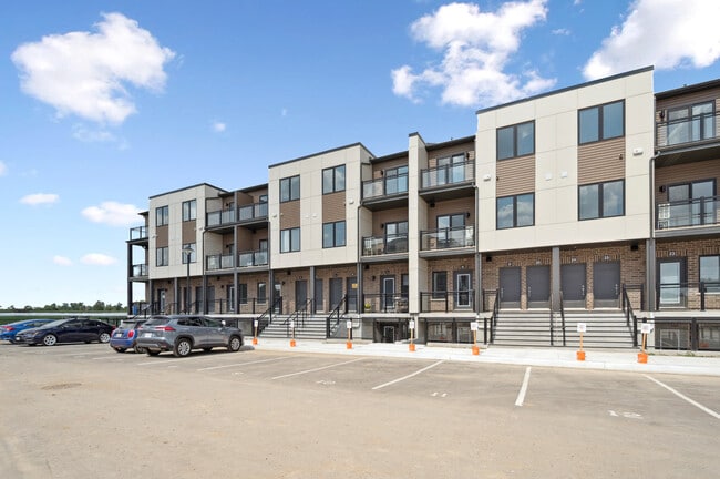940 St David St N in Fergus, ON - Building Photo - Building Photo