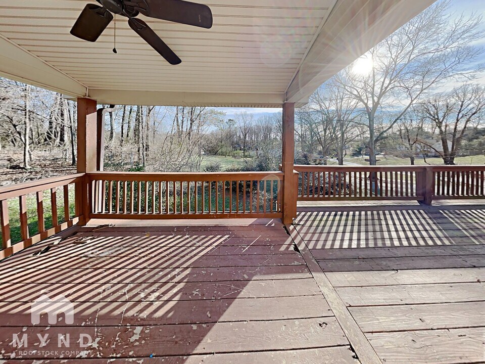 3255 Sharon Ln in Cumming, GA - Building Photo