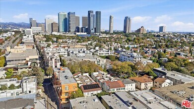 1820 Prosser Ave in Los Angeles, CA - Foto de edificio - Building Photo