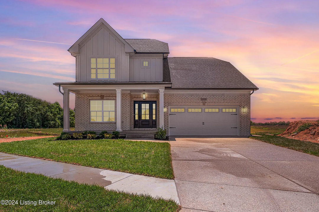 4008 Paddock Farm Rd in Louisville, KY - Building Photo