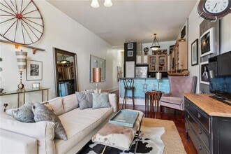 3121 Magazine St, Unit A in New Orleans, LA - Building Photo - Building Photo