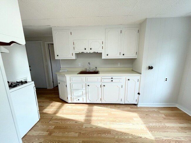 property at 103 Buttonwood St