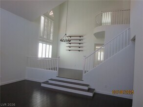 499 Holly Hunt St in Henderson, NV - Foto de edificio - Building Photo