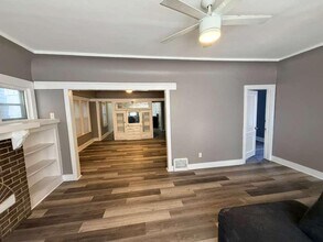 2215 N 15th St in Milwaukee, WI - Building Photo - Building Photo