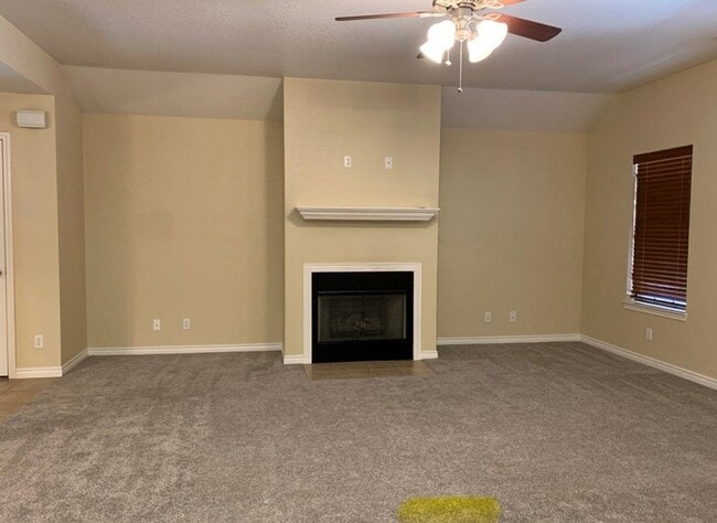 1502 W 18th St in Odessa, TX - Building Photo - Building Photo