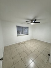 1120 S D St in Lake Worth Beach, FL - Foto de edificio - Building Photo