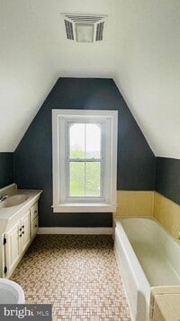 106 Stuart Ave photo'