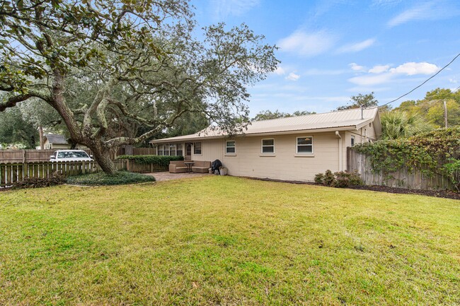 320 Calhoun Ave in Destin, FL - Building Photo - Building Photo