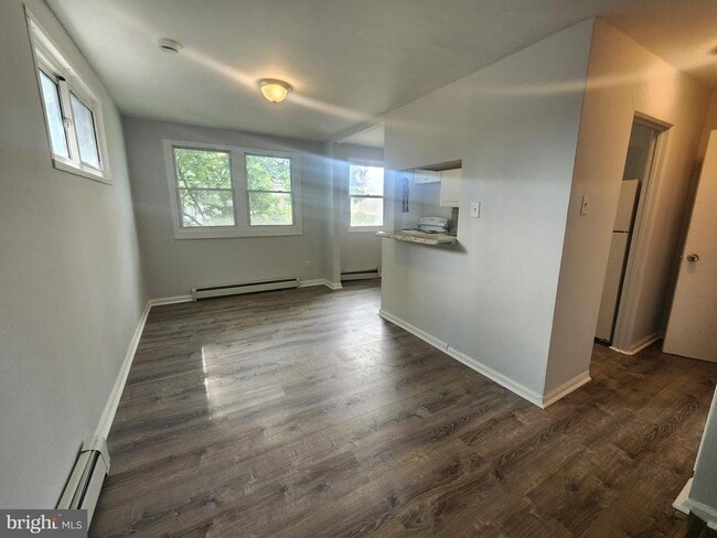 43 Bruce Park Dr in Trenton, NJ - Building Photo - Building Photo