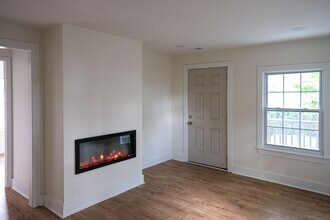 410 Green Ave in Greenville, SC - Foto de edificio - Building Photo