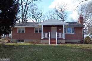 5118 Avoca Ave in Ellicott City, MD - Building Photo