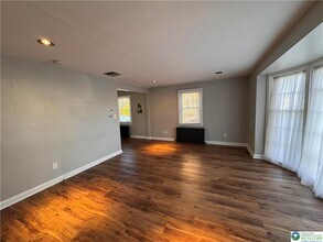 724 N Muhlenberg St in Allentown, PA - Building Photo - Building Photo