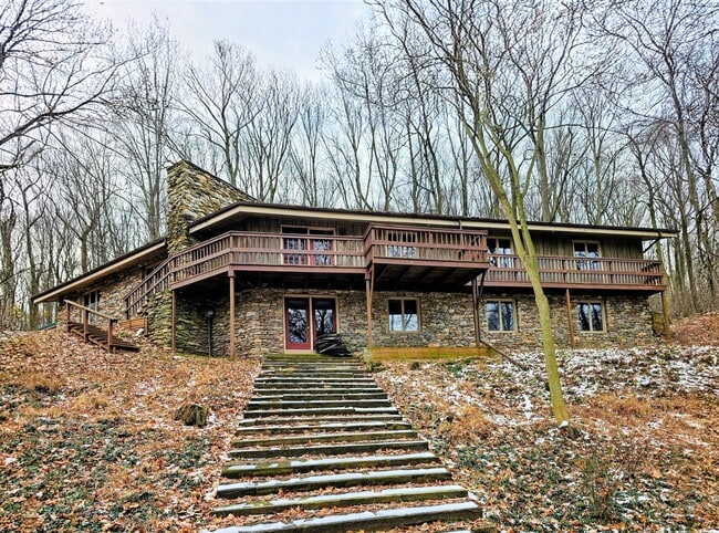 property at 135 Fraelich Rd