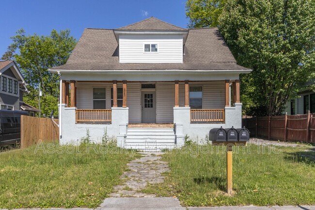 3043 E 5th Ave in Knoxville, TN - Building Photo - Building Photo