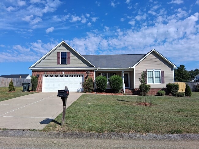 306 United Rd in Raeford, NC - Building Photo - Building Photo