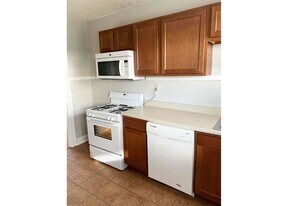 415 Probasco St in Cincinnati, OH - Building Photo