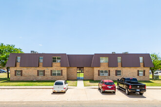 400 North Townhomes in Levelland, TX - Building Photo - Building Photo