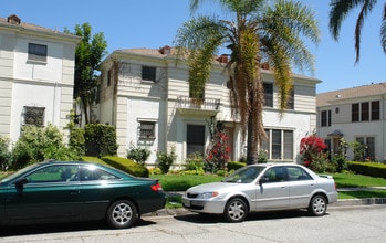 4009 Leeward Ave in Los Angeles, CA - Building Photo - Building Photo