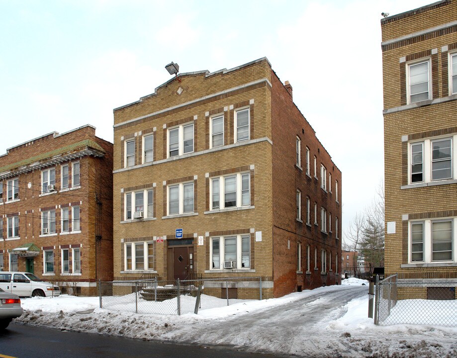 The Hartford Communities in Hartford, CT - Building Photo