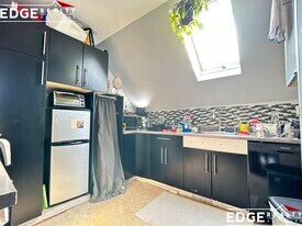 72 Antwerp St in Boston, MA - Building Photo