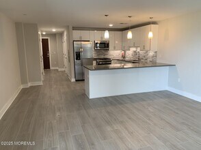 345 Ocean Blvd in Long Branch, NJ - Building Photo - Building Photo