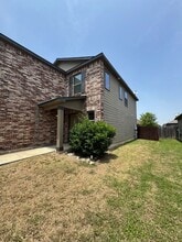 4507 Stetson View in San Antonio, TX - Building Photo - Building Photo