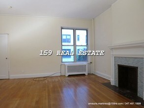 251 W 102nd St-Unit -02B in New York, NY - Building Photo - Building Photo