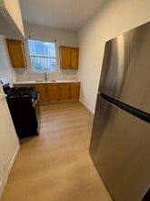 2801 San Marino St in Los Angeles, CA - Building Photo - Building Photo