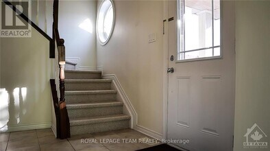 271 Serena Way in Ottawa, ON - Building Photo - Building Photo