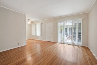 500 California Ave, Unit 2 in Santa Monica, CA - Building Photo - Building Photo