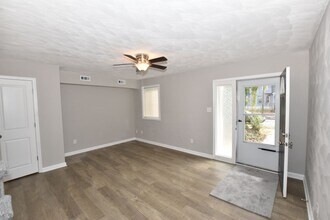 1324 W 38th St in Norfolk, VA - Building Photo - Building Photo