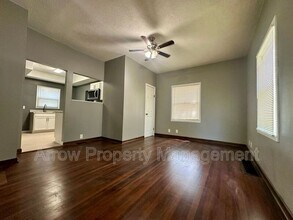 1201 Peach St in Lincoln, NE - Building Photo - Building Photo
