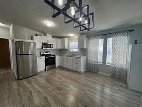 4884 Duncan Rd in Punta Gorda, FL - Building Photo - Building Photo