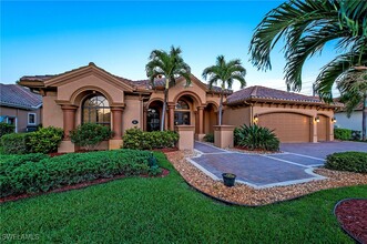 967 Tivoli Dr in Naples, FL - Building Photo - Building Photo