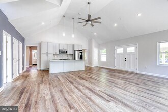 1248 Generals Hwy in Crownsville, MD - Building Photo - Building Photo