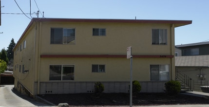3474 Boston Ave in Oakland, CA - Building Photo - Building Photo