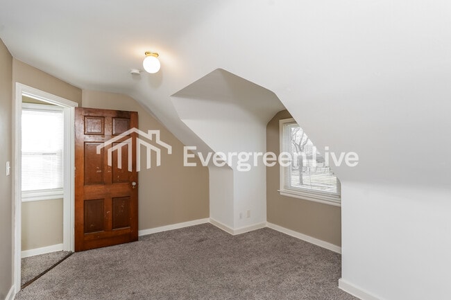 4854 N 73rd St in Milwaukee, WI - Building Photo - Building Photo