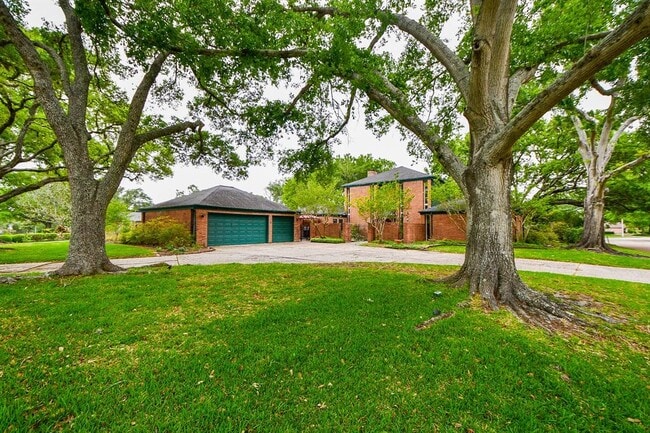 property at 3402 El Dorado Blvd
