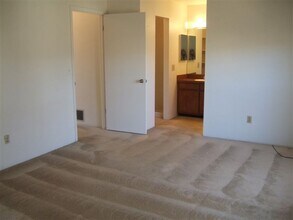 3330 Templeton Gap Rd in Colorado Springs, CO - Building Photo - Building Photo