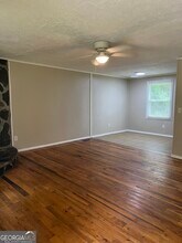 992 Earl North Rd in Newnan, GA - Building Photo - Building Photo