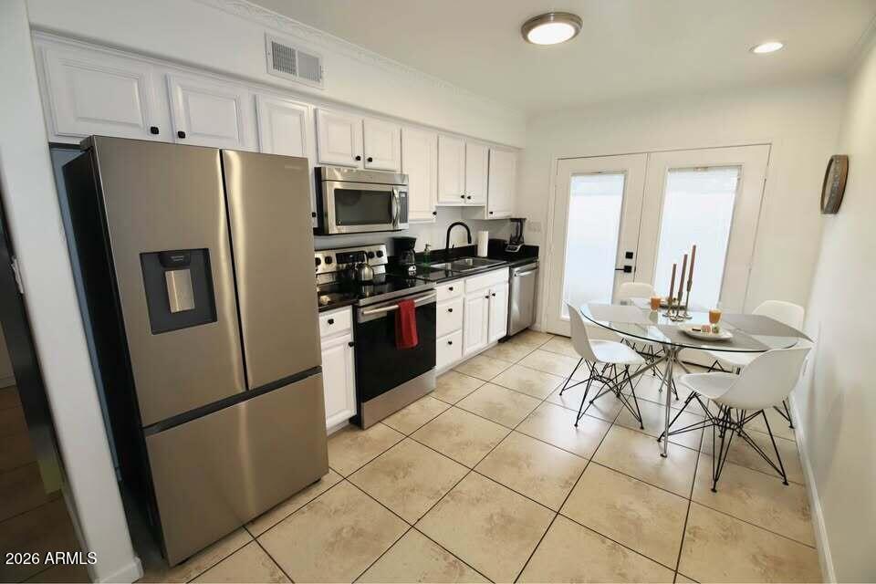 3445 N 36th St in Phoenix, AZ - Building Photo