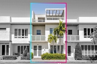 6308 NW 104th Path in Medley, FL - Building Photo - Building Photo