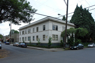 Garden House in Portland, OR - Building Photo - Building Photo