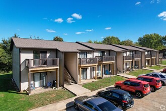 Stonebridge Meadows in Farmington, MO - Building Photo - Building Photo