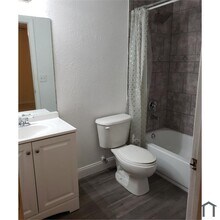 916 NW 3rd Terrace in Florida City, FL - Building Photo - Building Photo