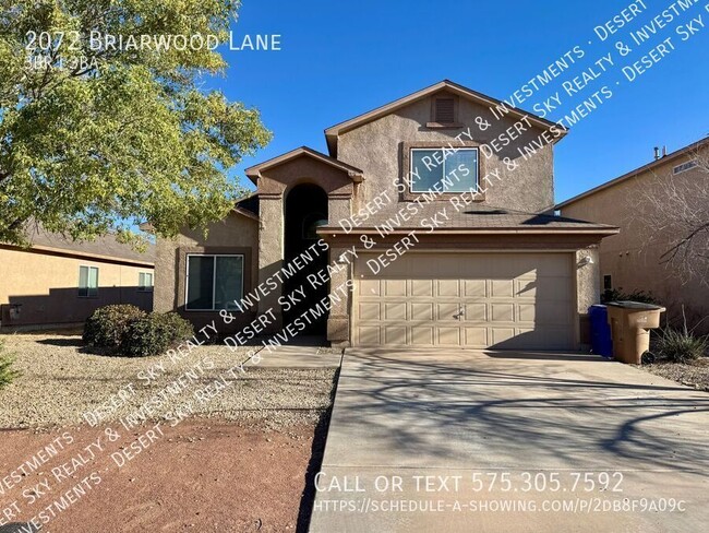 2072 Briarwood Ln in Las Cruces, NM - Building Photo - Building Photo
