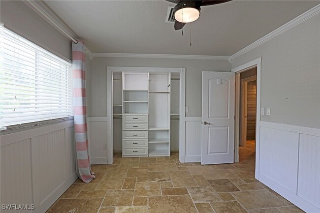 property at 1352 Shadow Ln