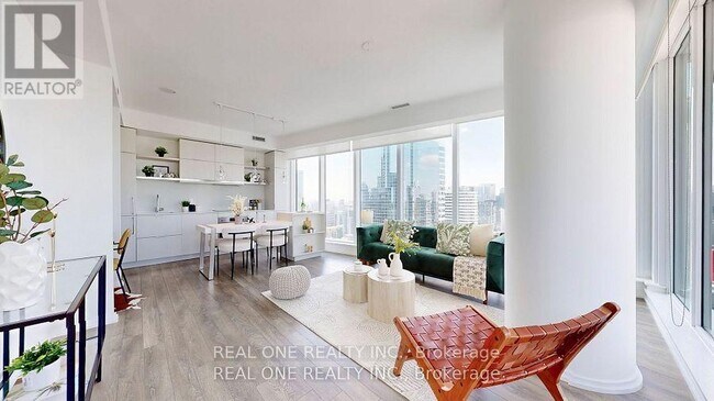 property at 197-3197 Yonge St