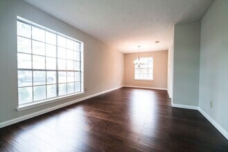2314 Pebbledowne Cir in Sugar Land, TX - Building Photo - Building Photo