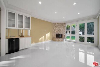 713 Foothill Rd in Beverly Hills, CA - Building Photo - Building Photo